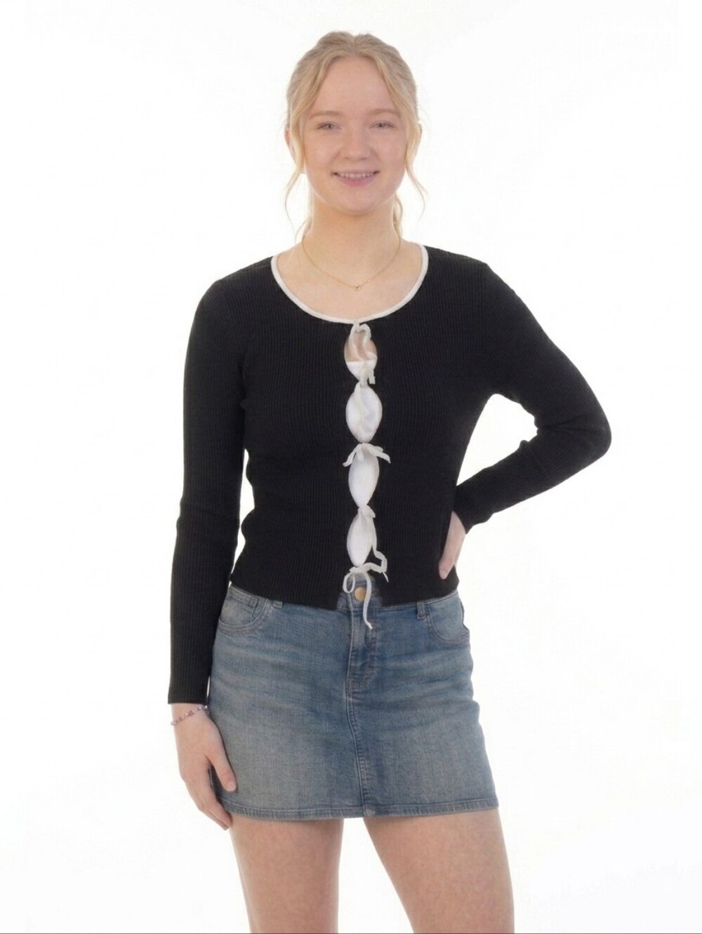 Madden Girl Teen Ribbed Long Sleeve Top White Bow Cutouts Size L (Fits S - M )